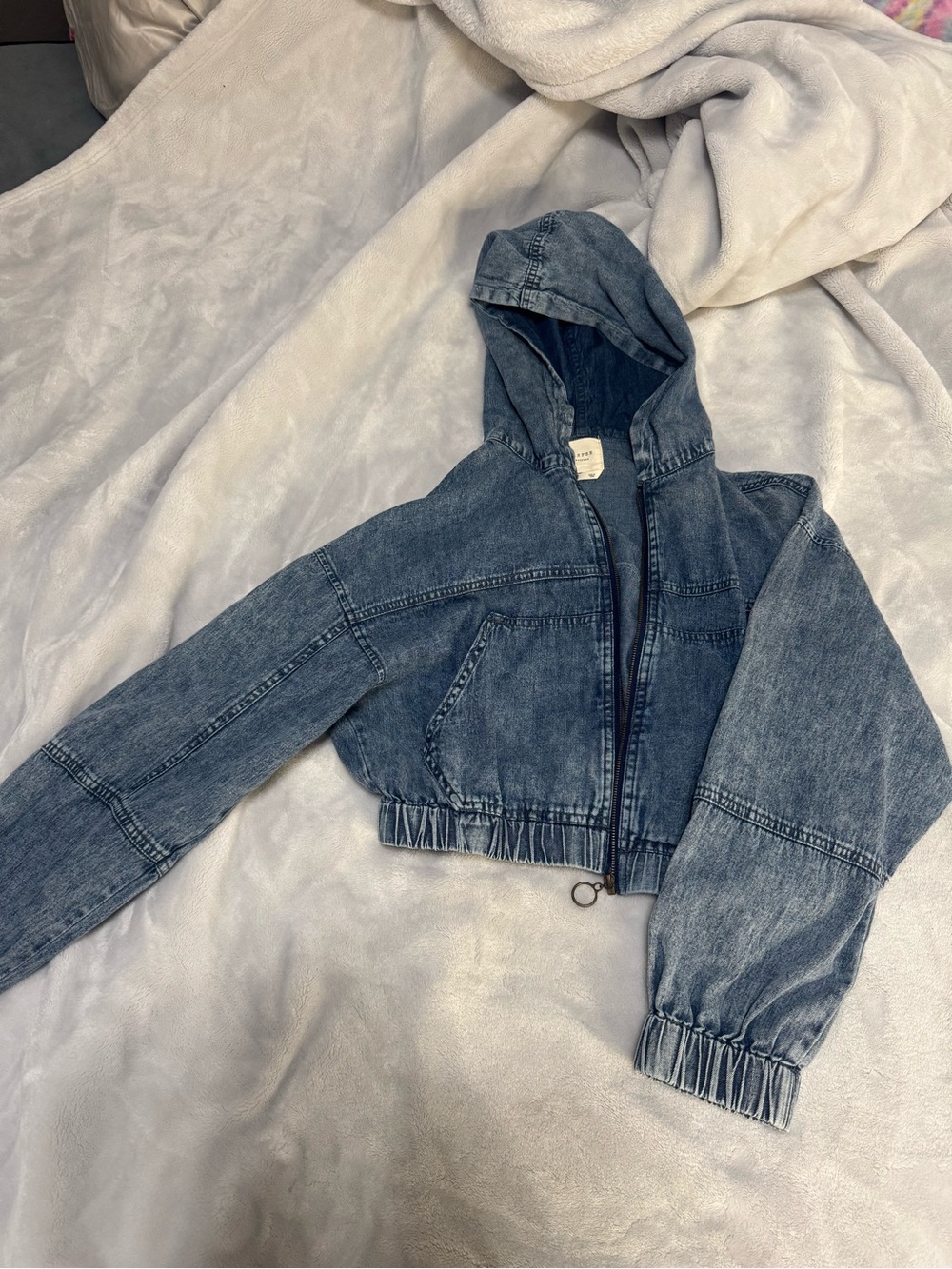 Denim Hooded Cropped Jacket